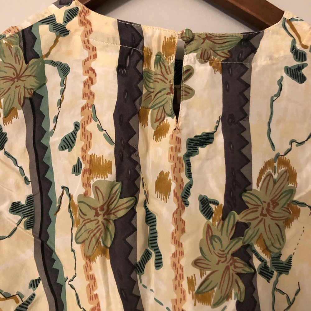 Oscar de la Renta Silk Blouse - Picture 3 of 4